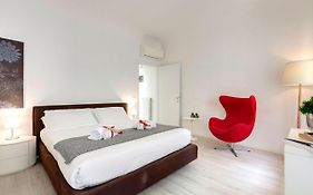 Velluti Apartment By Mamo Florence